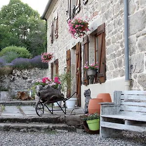 La Belle Ame *** Saint-Priest-des-Champs